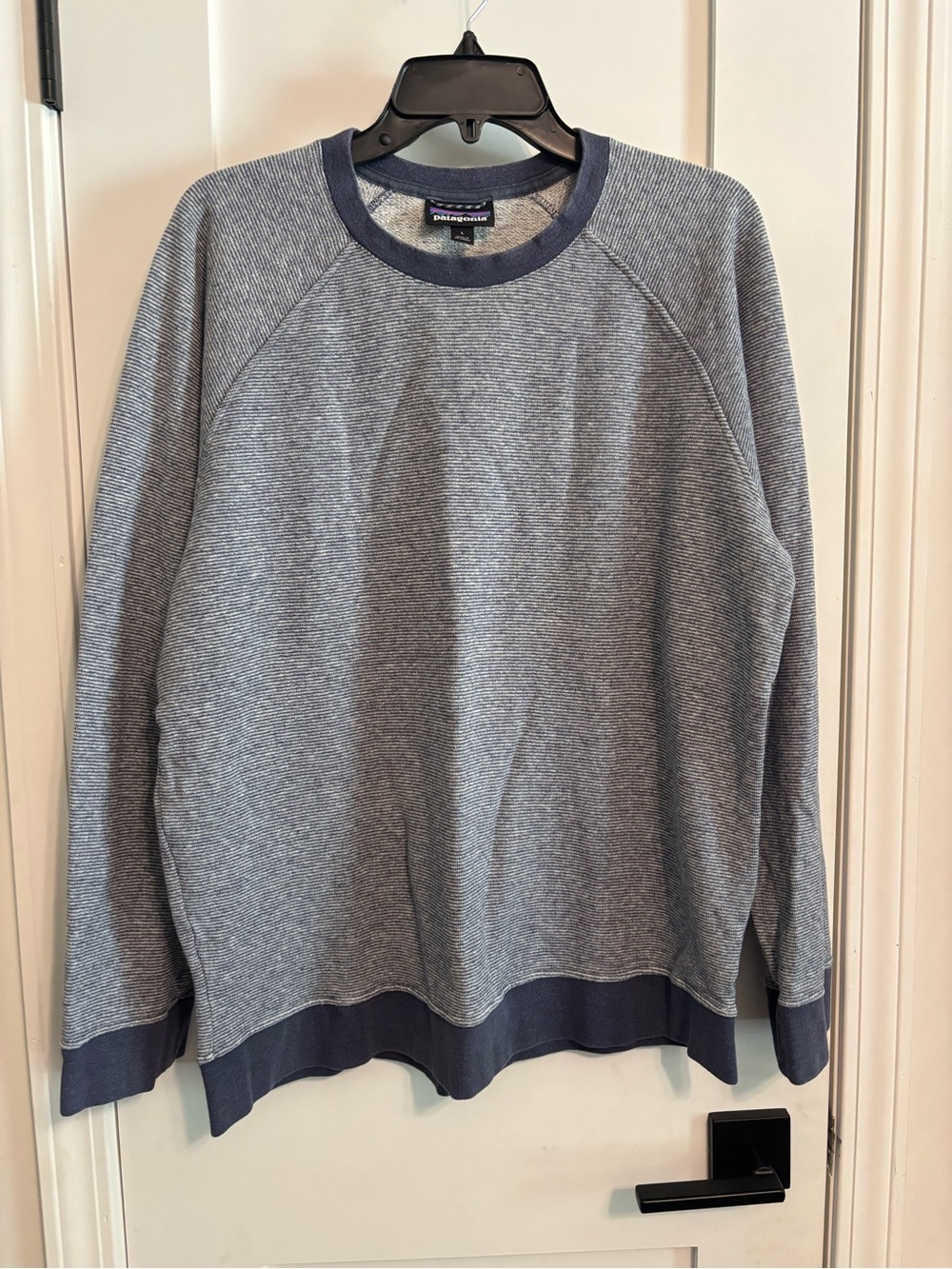 Patagonia Men's Blue Heather Trail Harbor crewneck sweatshirt large A106